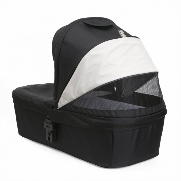 Trio Chicco Seety Etna Black con Seggiolino Kory Essential i-Size Black Portata 22 Kg
