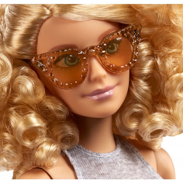 Bambola Barbie Fashionistas 70
