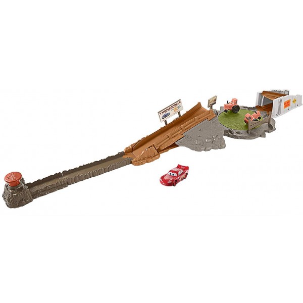 Pista Mattel Disney Cars Smokey Tractor Challenge