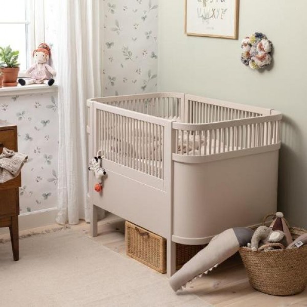 The Sebra Bed Baby & Jr. &ndash; culla trasformabile in letto junior Birchbark Rose