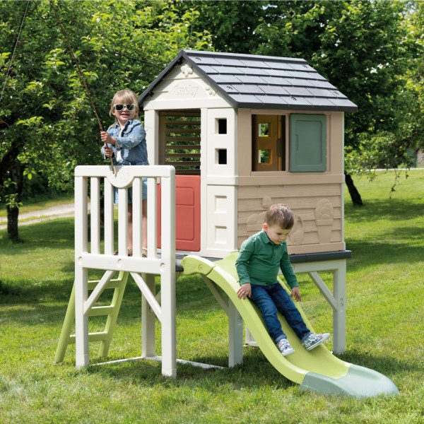 Casetta Smoby su Palafitta Con Scivolo