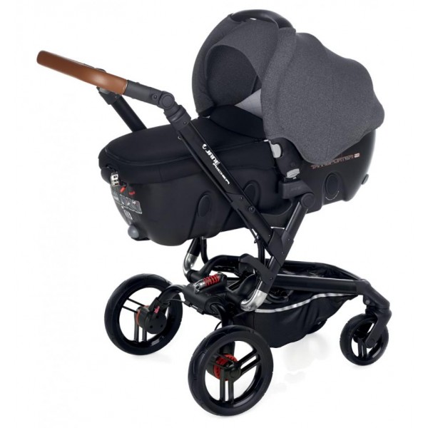 TrioJane Trider Koos I-Size Jet Black
