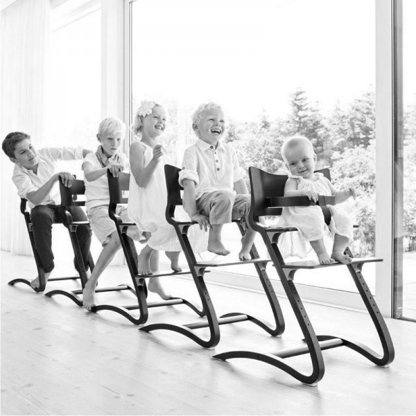 Seggiolone Leander High Chair Bianco + Barra Sicurezza Addominale
