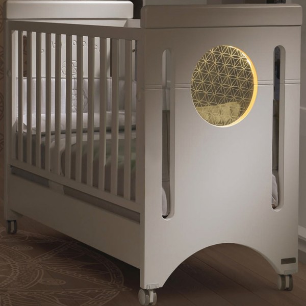 Lettino LED Micuna Baby Balance Bianco con Cassetto