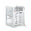 Il lettino trasformabile Glam di Azzurra Design accompagna i vostri bambini dalla nascita fino a 3 anni. Si può trasformare da culla con funzione co-sleeping a lettino completo.  Utilizzabile in 9 modi diversi:      Culla: con sponda laterale abbassabile,